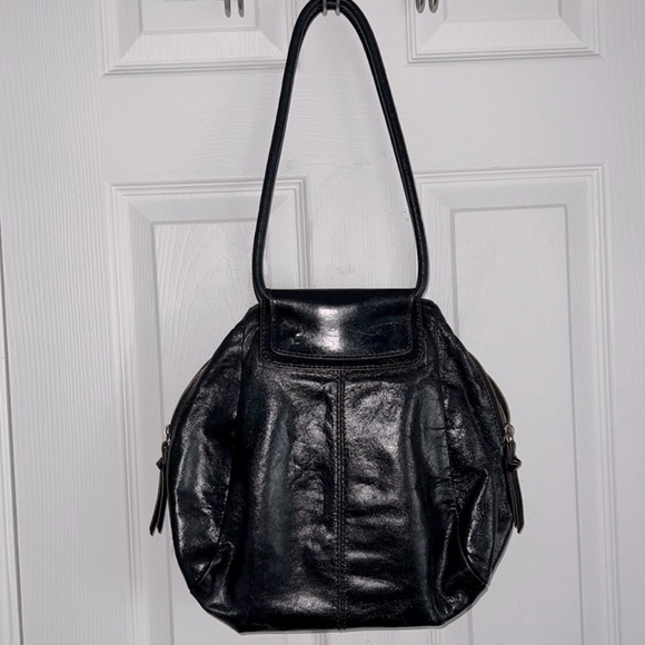 HOBO INT. - Picture 1 of 7